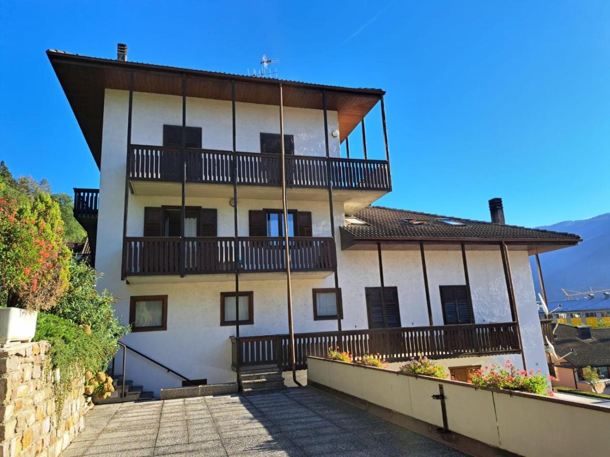 Casa Bianca Apartman Malè Kültér fotó